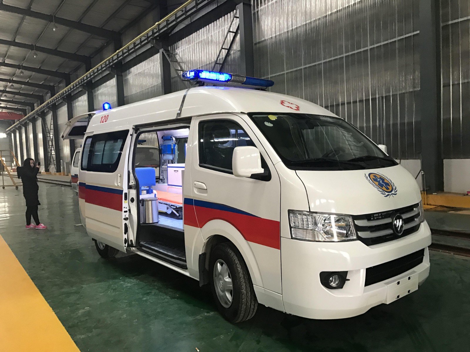 夹江县救护车转院